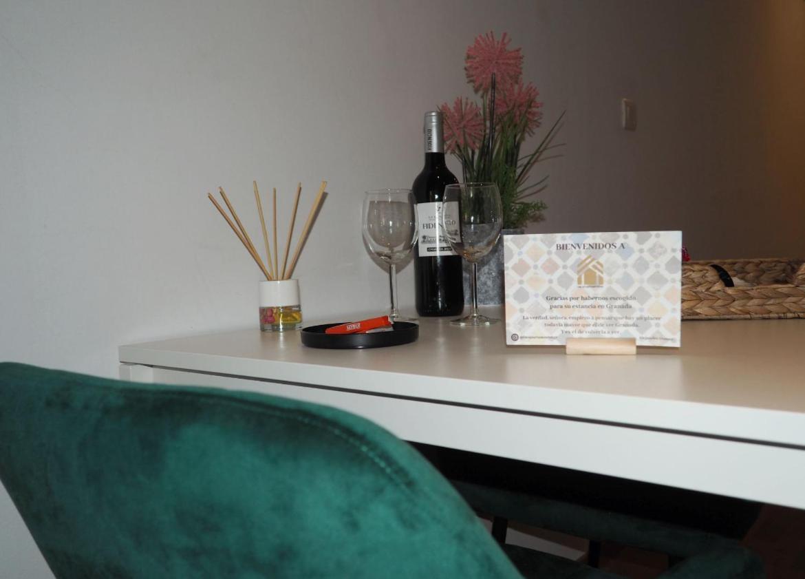 Lm Apartamentos Puentezuelas กรานาดา ภายนอก รูปภาพ
